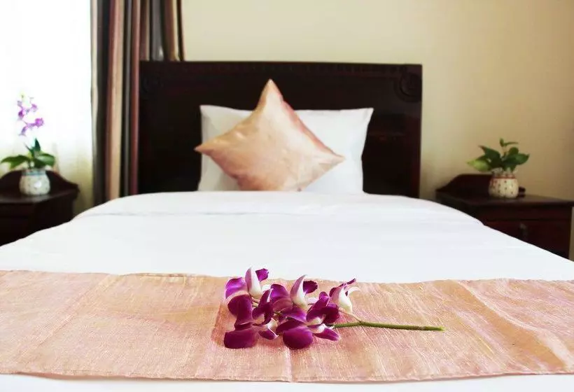 Отель Khollywood