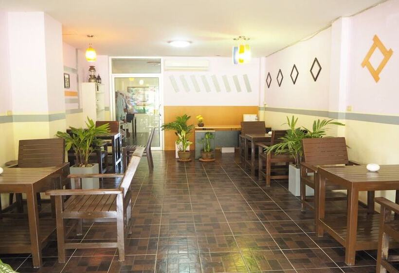 Отель Mawa Lanta Mansion