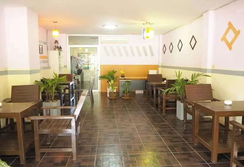 בית מלון כפרי Mawa Lanta Mansion