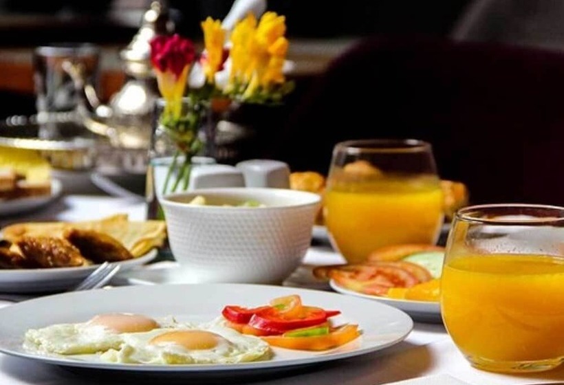 Отель Le Pietri Urban