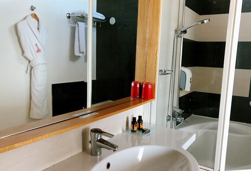 Отель Le Pietri Urban