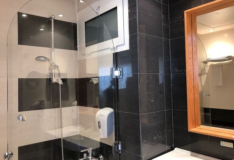 Отель Le Pietri Urban