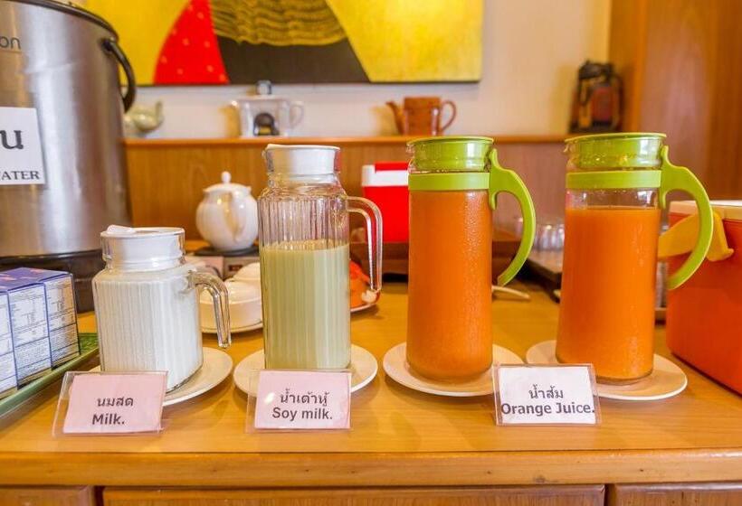 Отель Loei Village