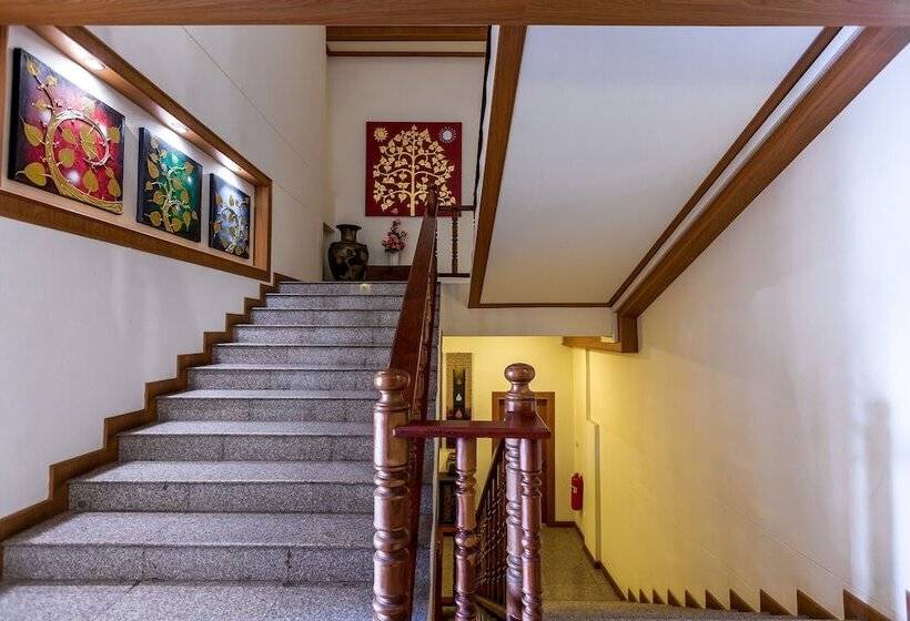 Отель Loei Village