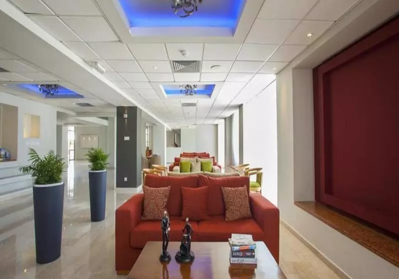 هتل Mayfair Gardens