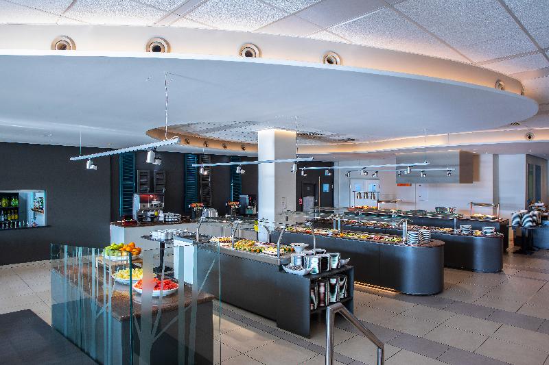 هتل Mayfair Gardens