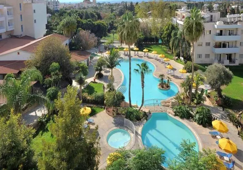 هتل Mayfair Gardens