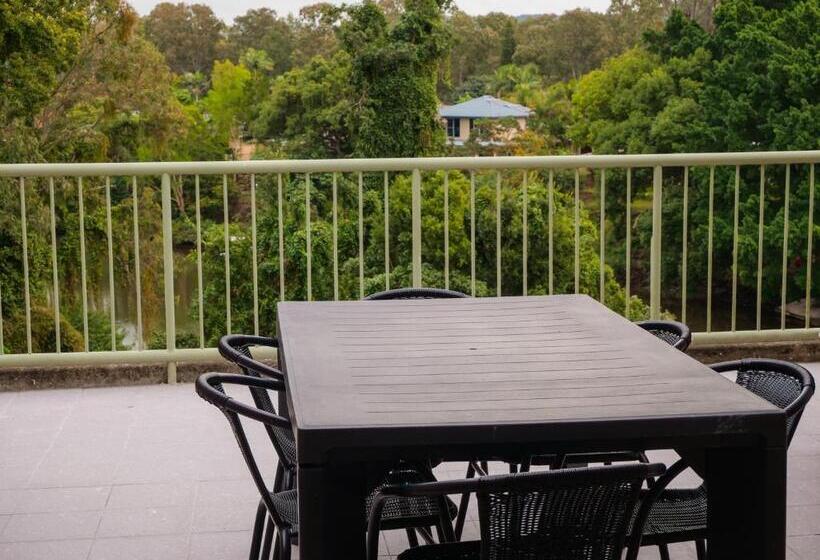 Nightcap At Hinterland Hotel Nerang