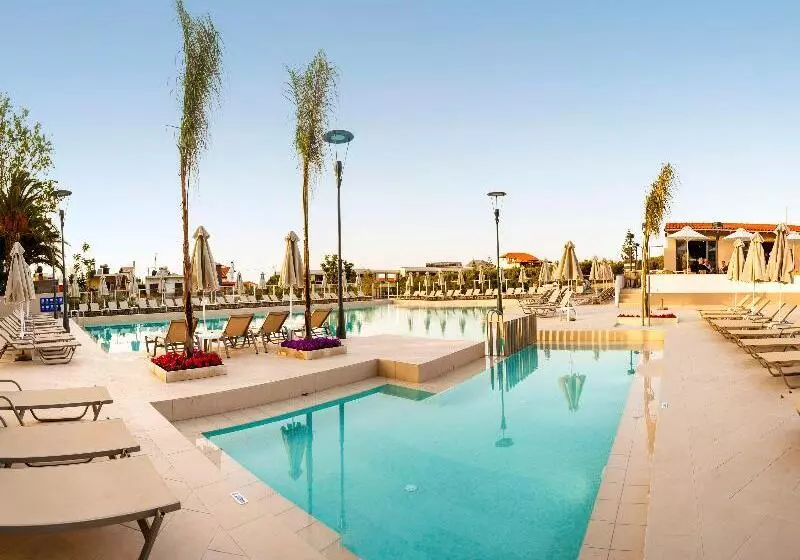 Hotel Porto Platanias Village Resort