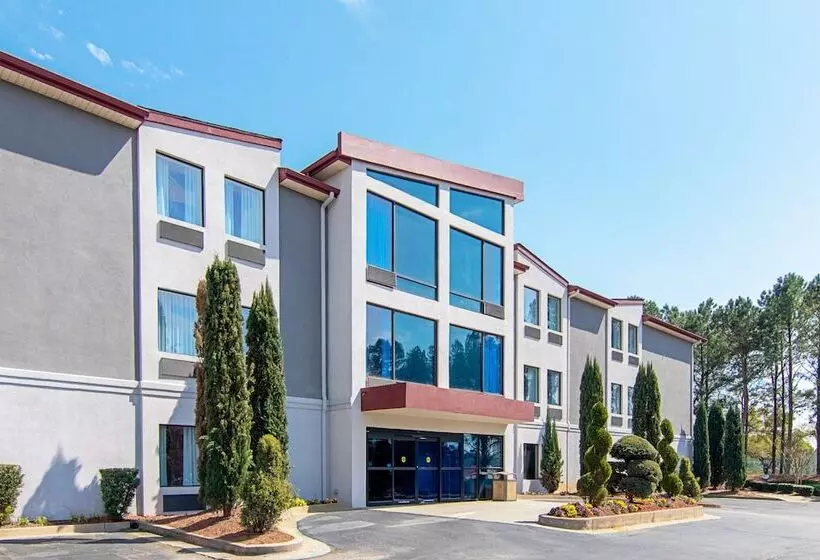 בית מלון כפרי Red Roof Inn Locust Grove