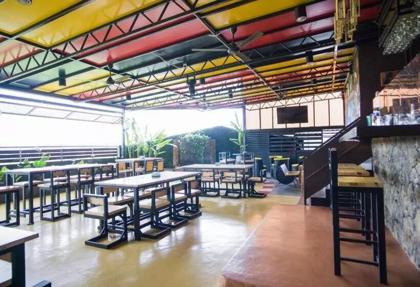 Sky Star Hotel At Klia Klia2