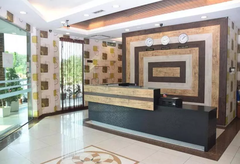 Sky Star Hotel At Klia Klia2