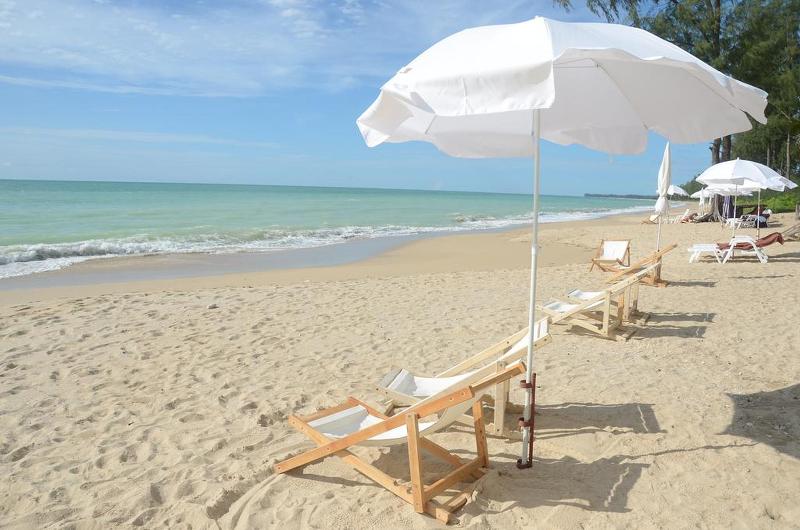 בית מלון כפרי Thailife Wellness & Meditation Resort  Sha Plus