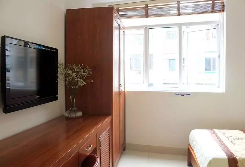 هتل The Alley Saigon