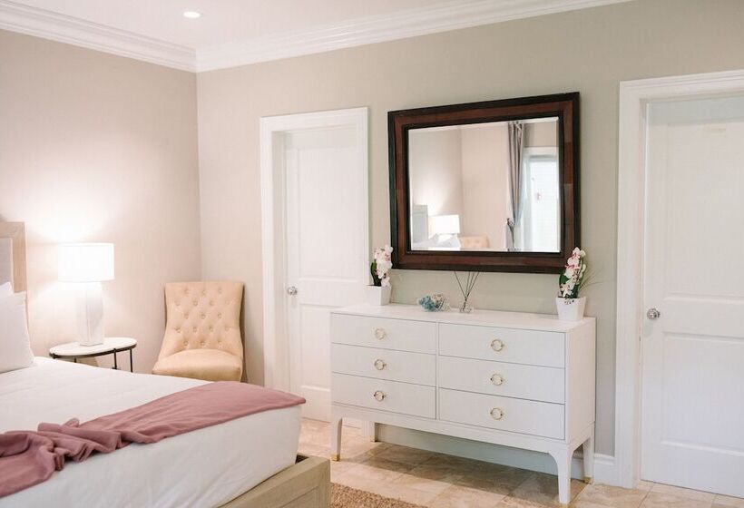 هتل The Rock House