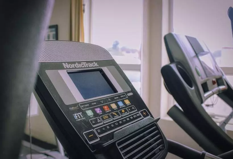 Отель Vista Inn Premium