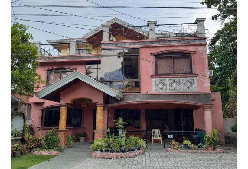 בית מלון כפרי Reddoorz At Coco Grove Tourist Inn