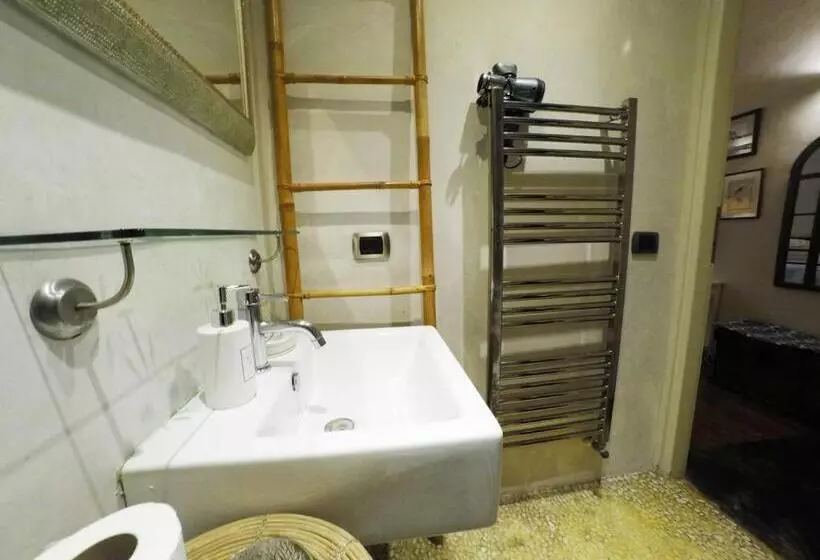 Les Chambres De Amelie B&b