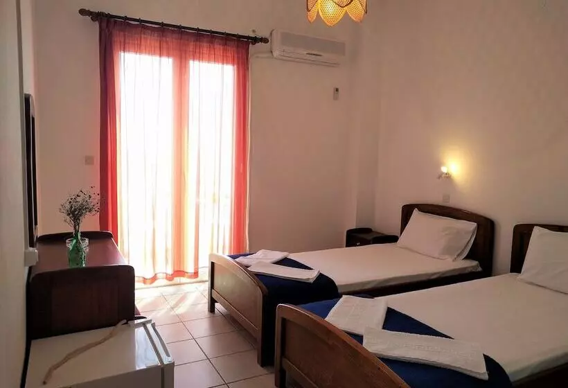 ペンション Gigilos