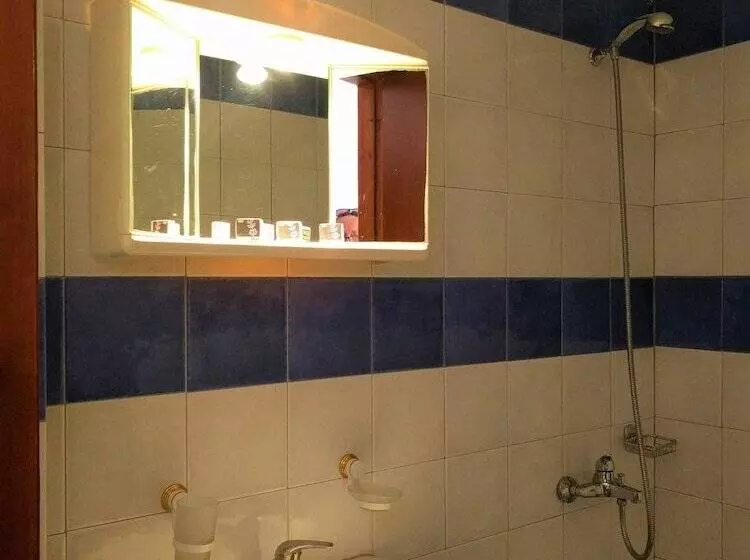 ペンション Gigilos