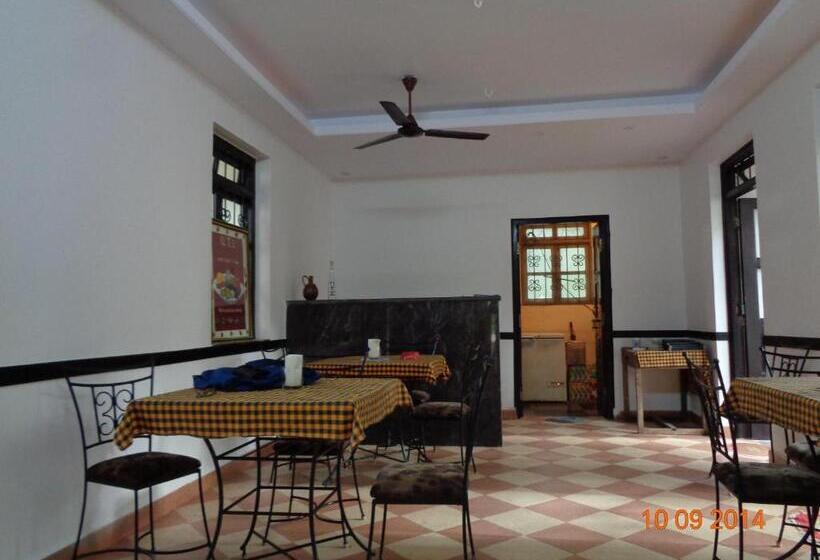 膳宿费 Palolem Guest House