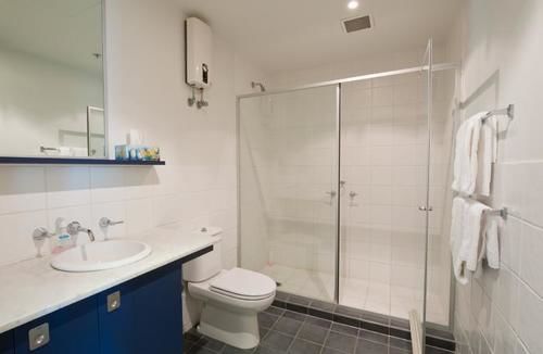 Waterfront By Gold Star Stays