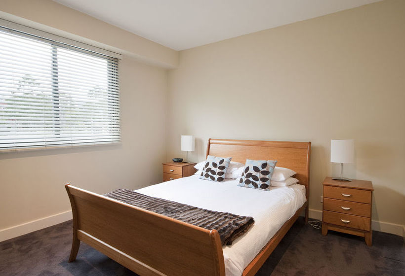 Waterfront By Gold Star Stays