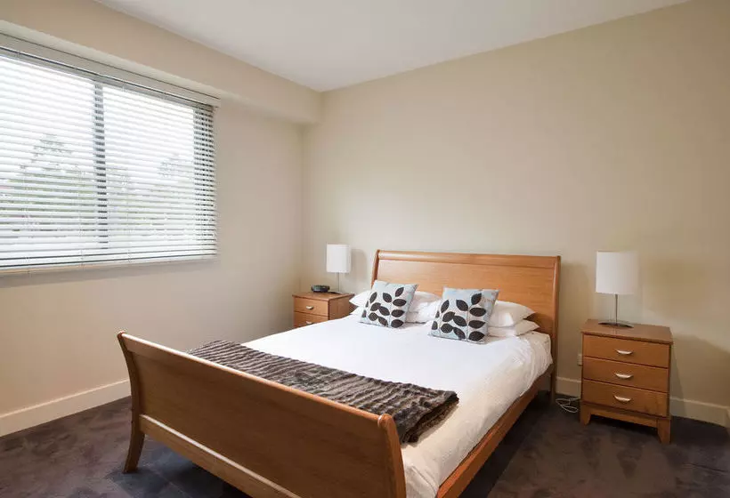 Waterfront By Gold Star Stays