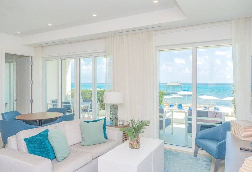 هتل Club Suites At Rum Point