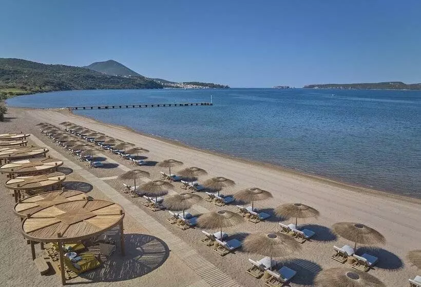 ホテル Mandarin Oriental, Costa Navarino