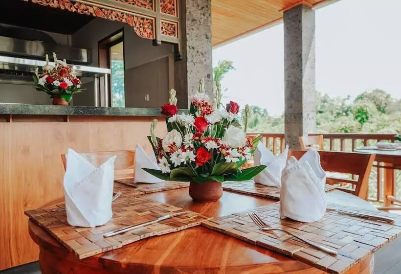 Hotelli Yanyan Resort Ubud