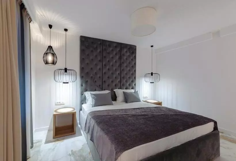 ペンション Royal Luxury Room