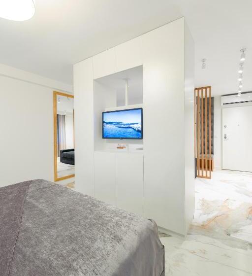 ペンション Royal Luxury Room