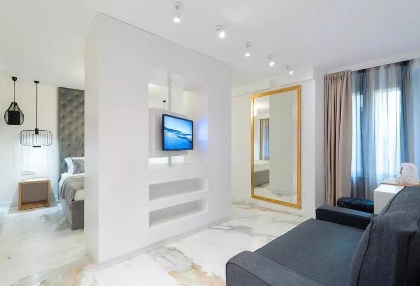 ペンション Royal Luxury Room