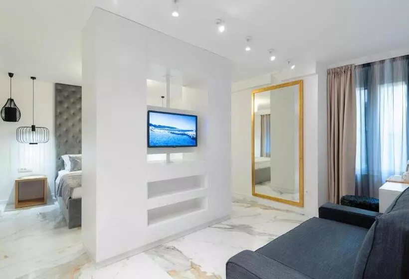 ペンション Royal Luxury Room