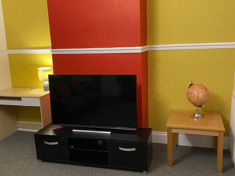 اقامتگاه Stunning 2 Bed House In Sunderland