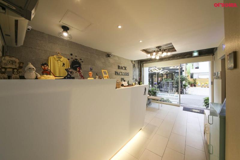 הוסטל Backpackers In Yeosu