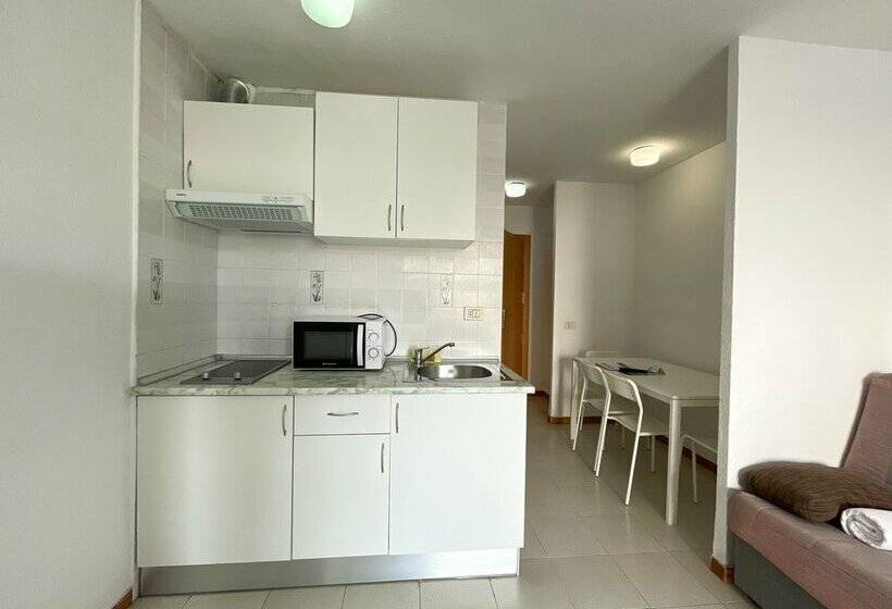 Apartamentos Bernat Pie de Playa 3000