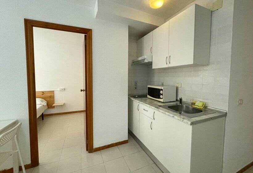 Apartamentos Bernat Pie de Playa 3000