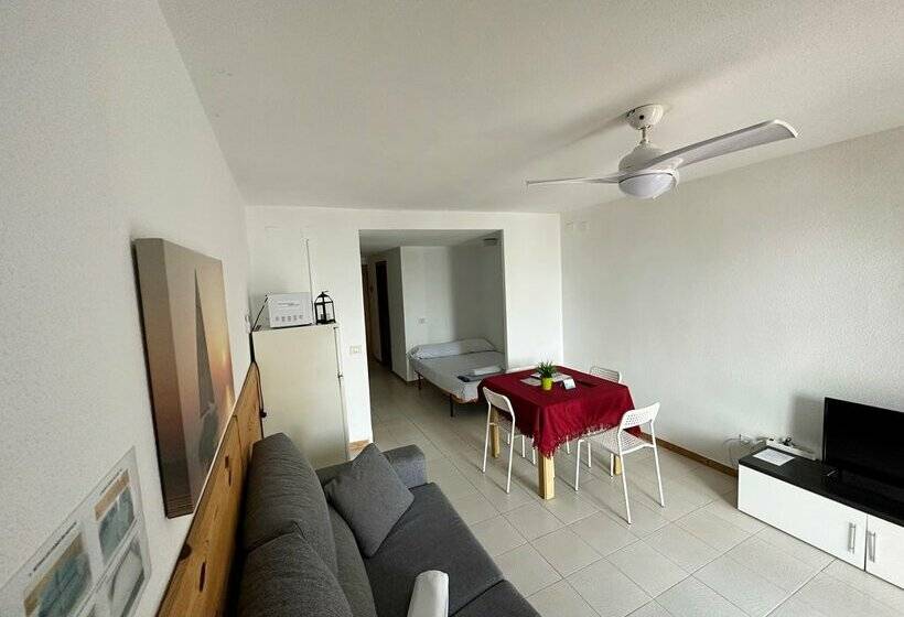 Apartamentos Bernat Pie de Playa 3000