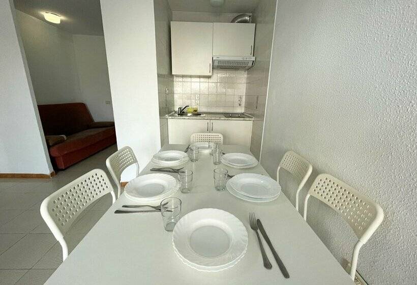 Apartamentos Bernat Pie de Playa 3000