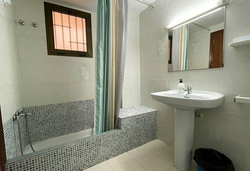 Apartamentos Bernat Pie de Playa 3000