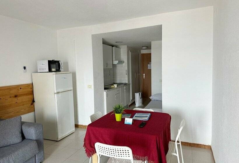 Apartamentos Bernat Pie de Playa 3000