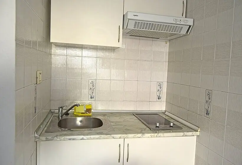 Apartamentos Bernat Pie de Playa 3000