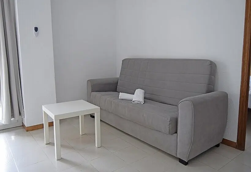 Apartamentos Bernat Pie de Playa 3000