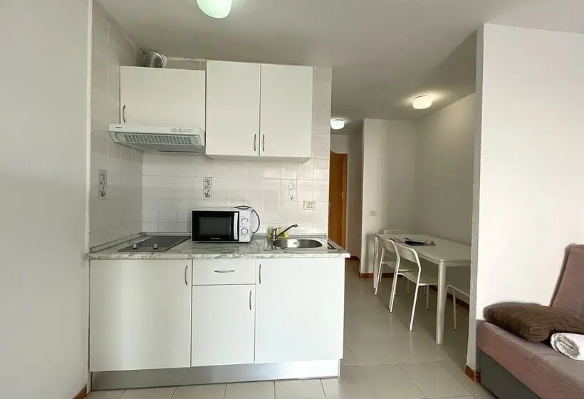 Apartamentos Bernat Pie de Playa 3000