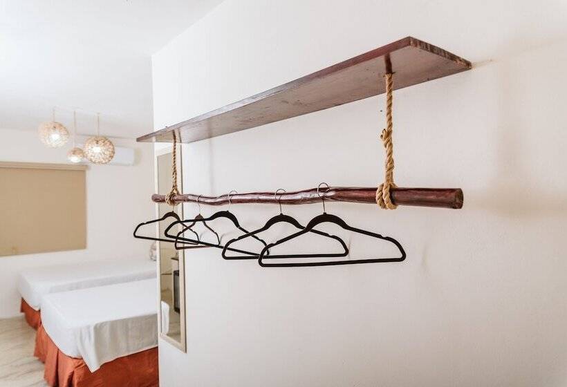 בית מלון כפרי Ahava