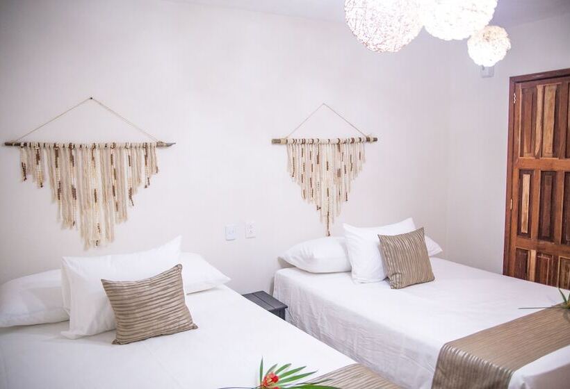 בית מלון כפרי Ahava