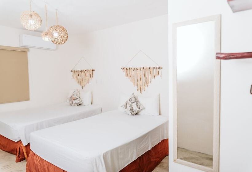 בית מלון כפרי Ahava