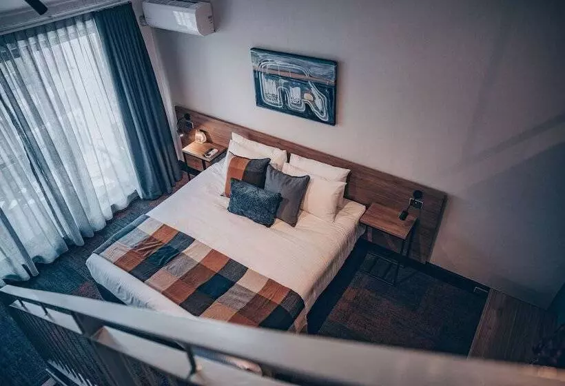 Hotelli Banjo Paterson Inn